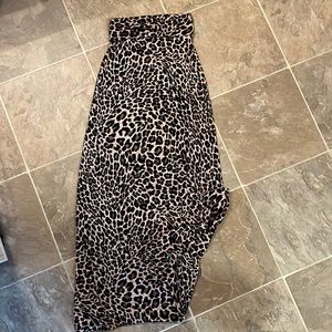 Cute Leopard Maxi Skirt 💕
